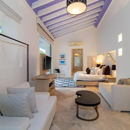 Heated Pool Spectacular House Historic Center *