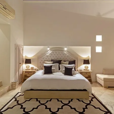 Heated Pool Spectacular House Historic Center Cartagena
