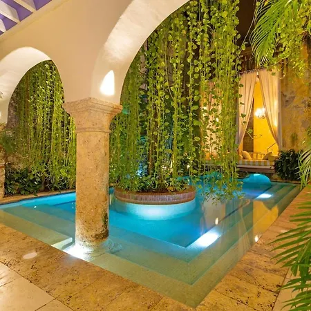 Heated Pool Spectacular House Historic Center Cartagena